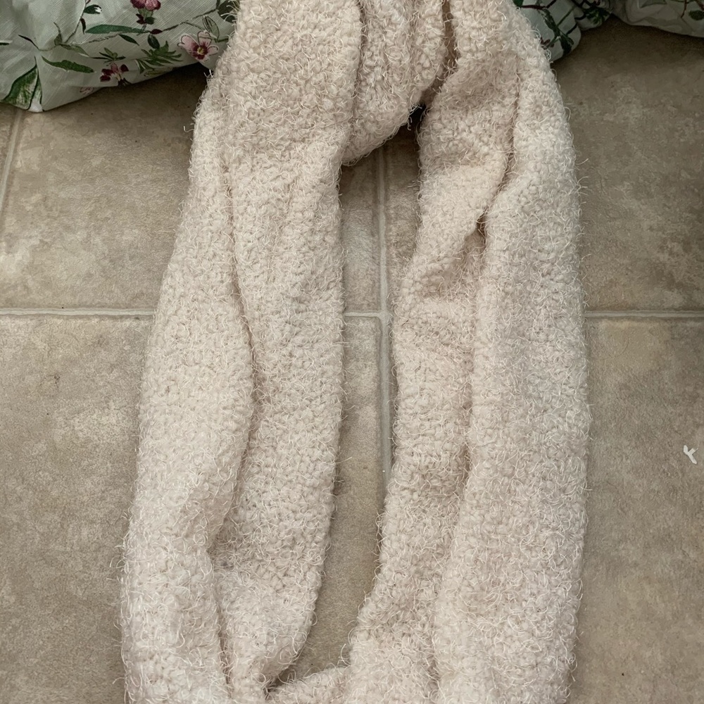 Infinity Scarf - Picture 2 of 2